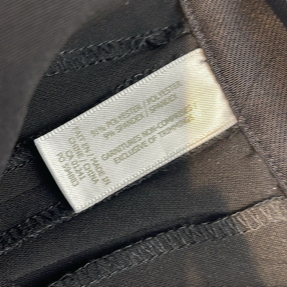 Simons Contemporaine Black ankle pants size 10 - Picture 5 of 7